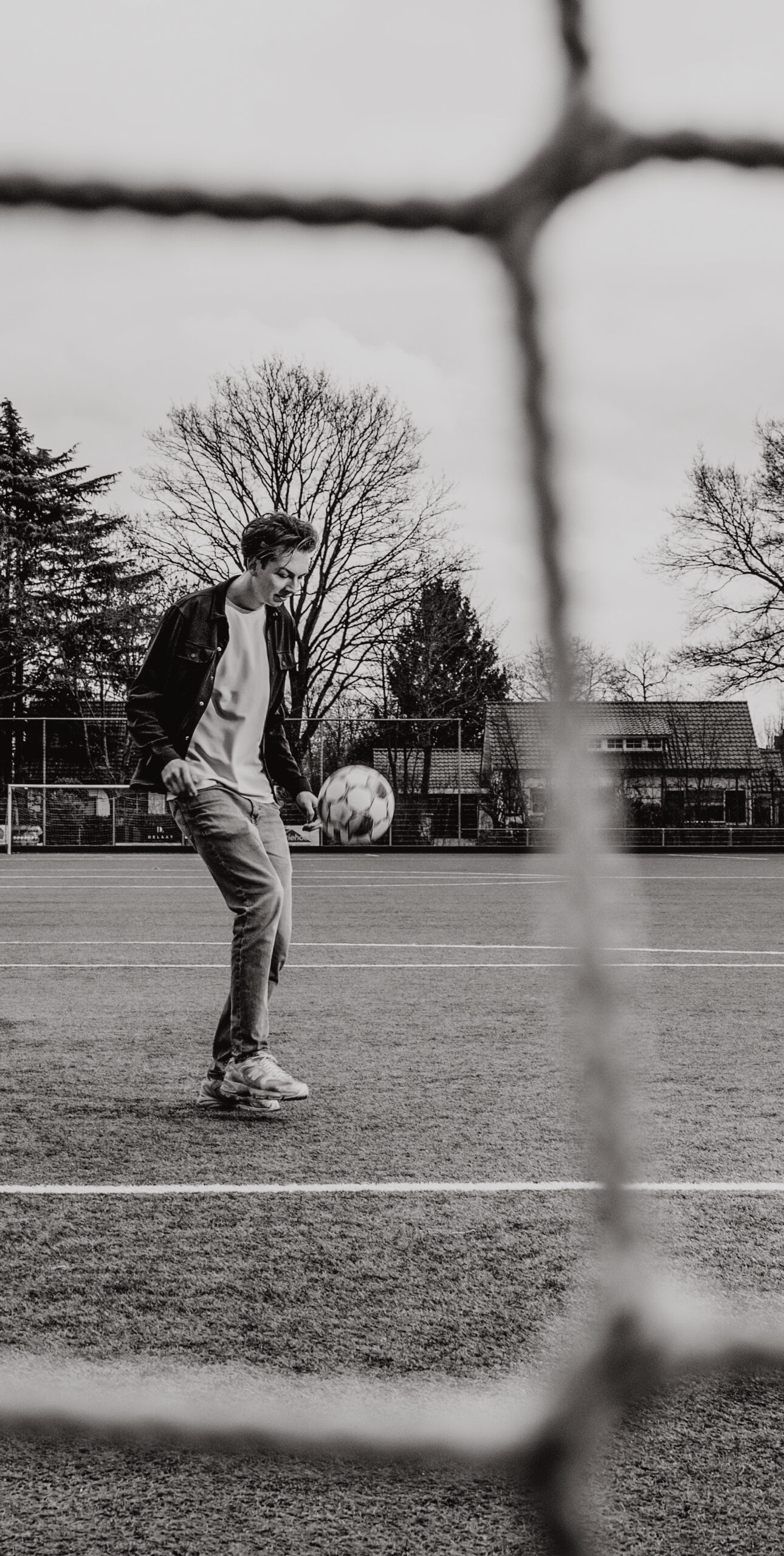 Pim is geboren met een bal aan zijn voet